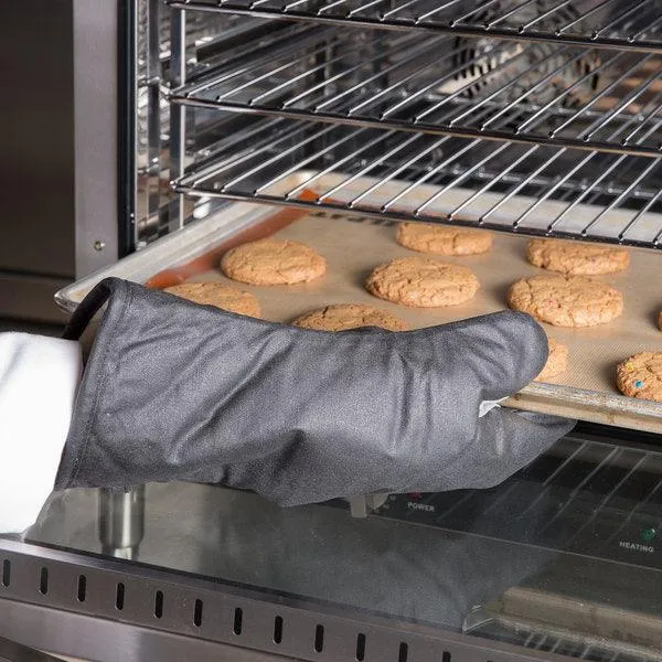 Lodge Max Temp Oven Mitt